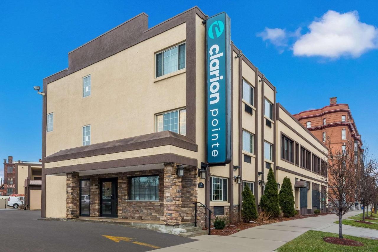 Hotel Clarion Pointe Downtown à Syracuse Extérieur photo