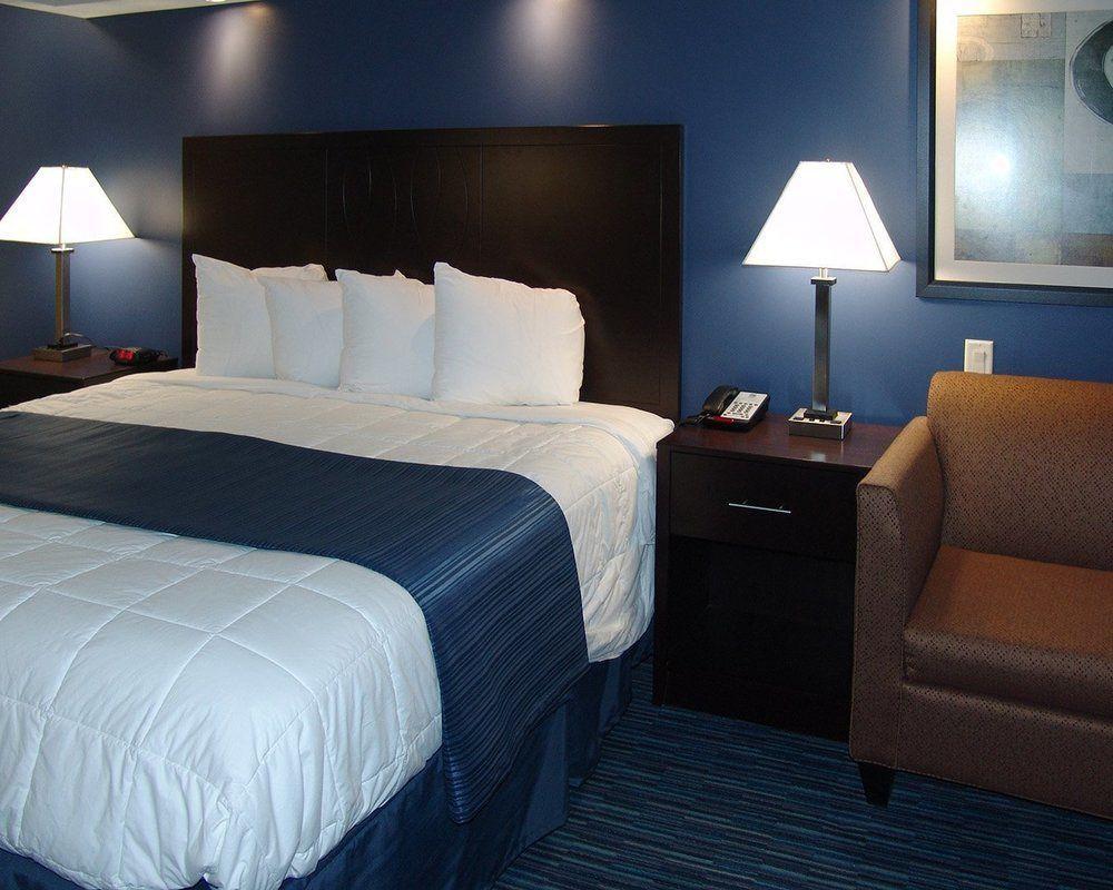 Hotel Clarion Pointe Downtown à Syracuse Extérieur photo