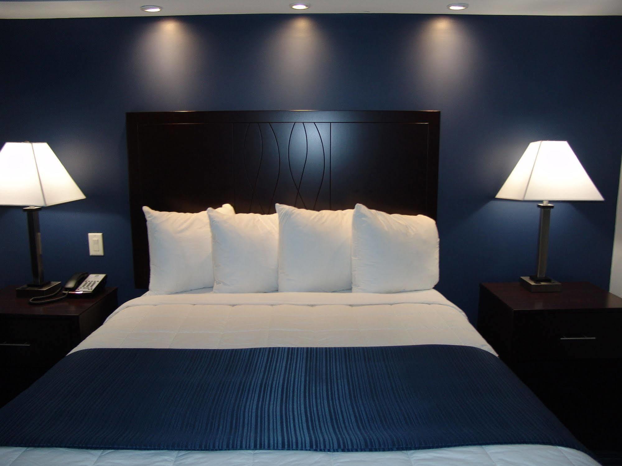 Hotel Clarion Pointe Downtown à Syracuse Extérieur photo